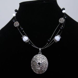 Plunder Necklace